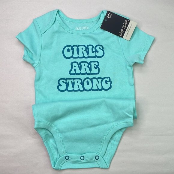 Girl's 3 Pieces Set Size: 24M - Picture 3 of 7